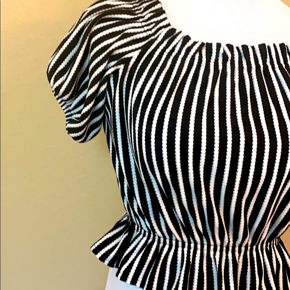 H&M off the shoulder crop top - Picture 3 of 4